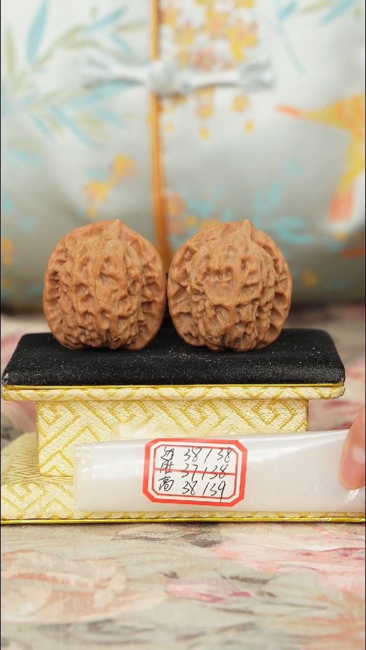 【闪购商品】文玩核桃把件非嫁接北京