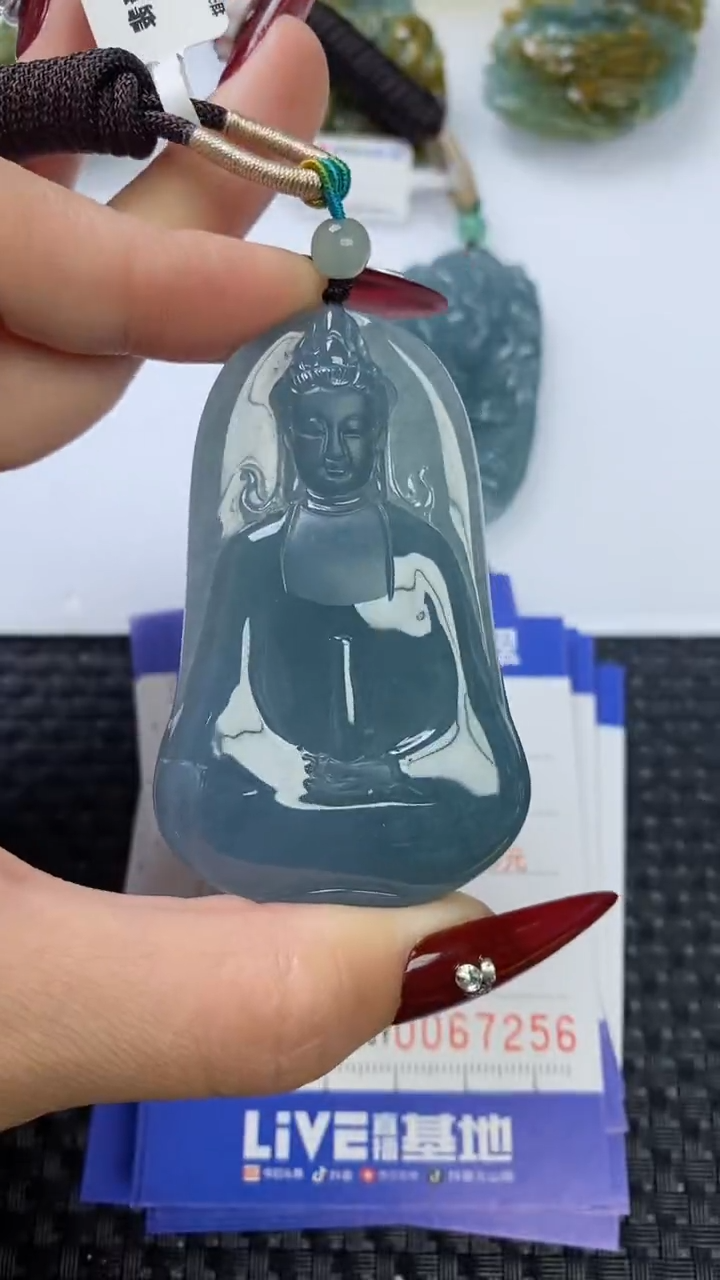 【闪购商品】翡翠颈饰未镶嵌1111111111111111
