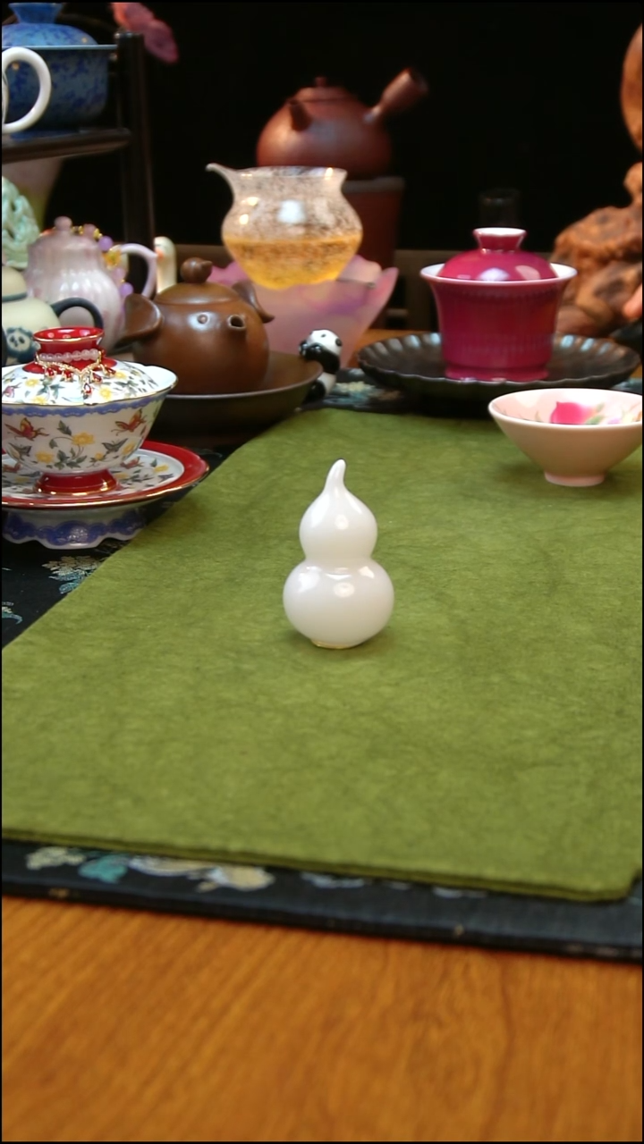 专做手绘和手工茶具的直播间