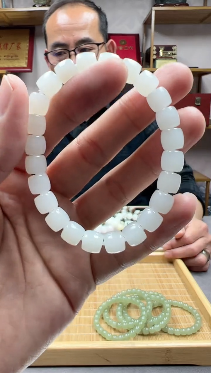 【闪购商品】和田玉手链未镶嵌8冰白