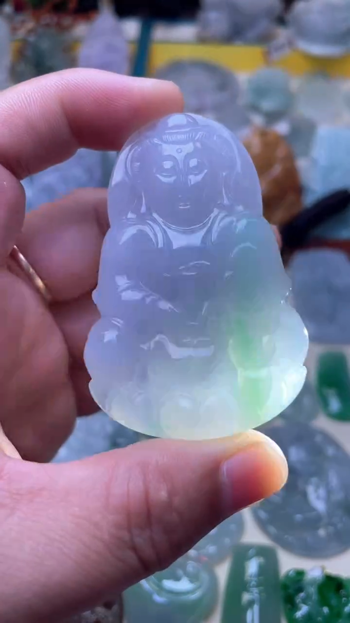 翡翠未镶嵌颈饰1