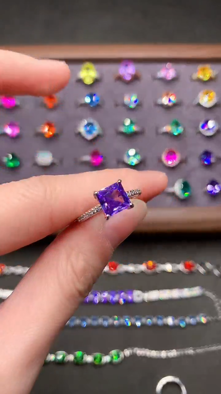 【闪购商品】彩色蓝宝石戒指银S925镶嵌·····