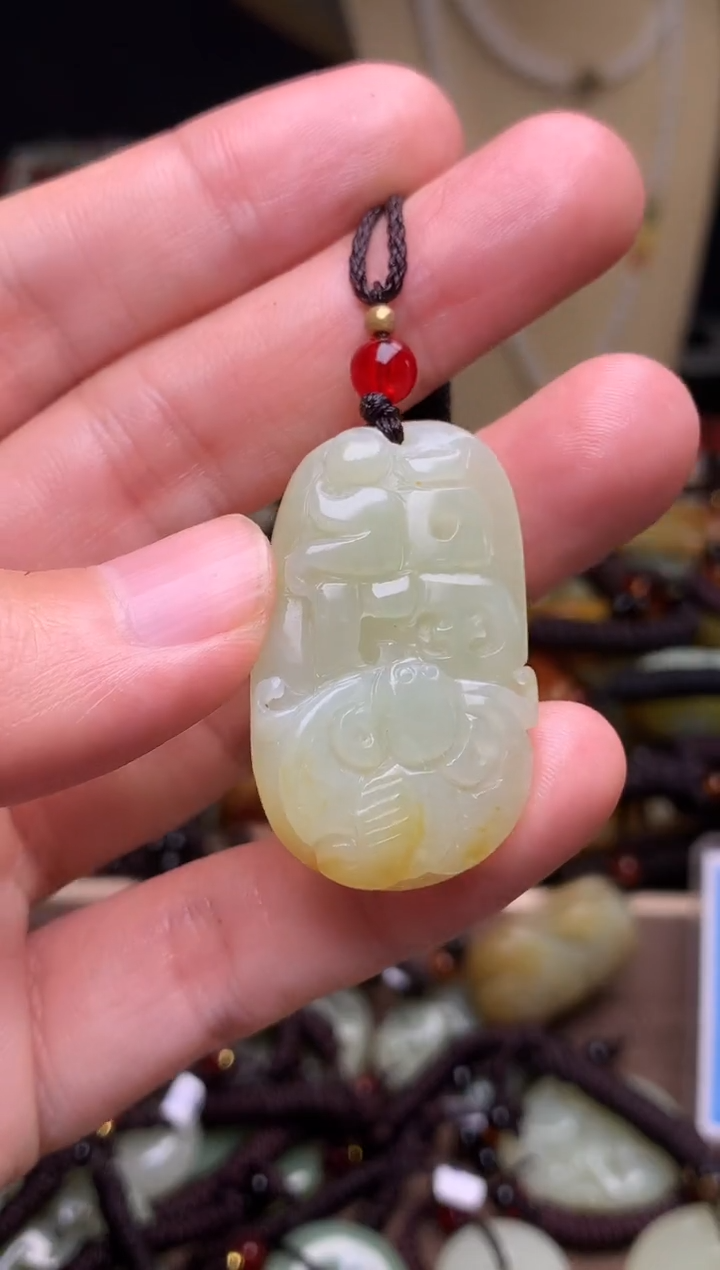 颈饰未镶嵌和田玉新疆料青海料清水和田玉吊坠
