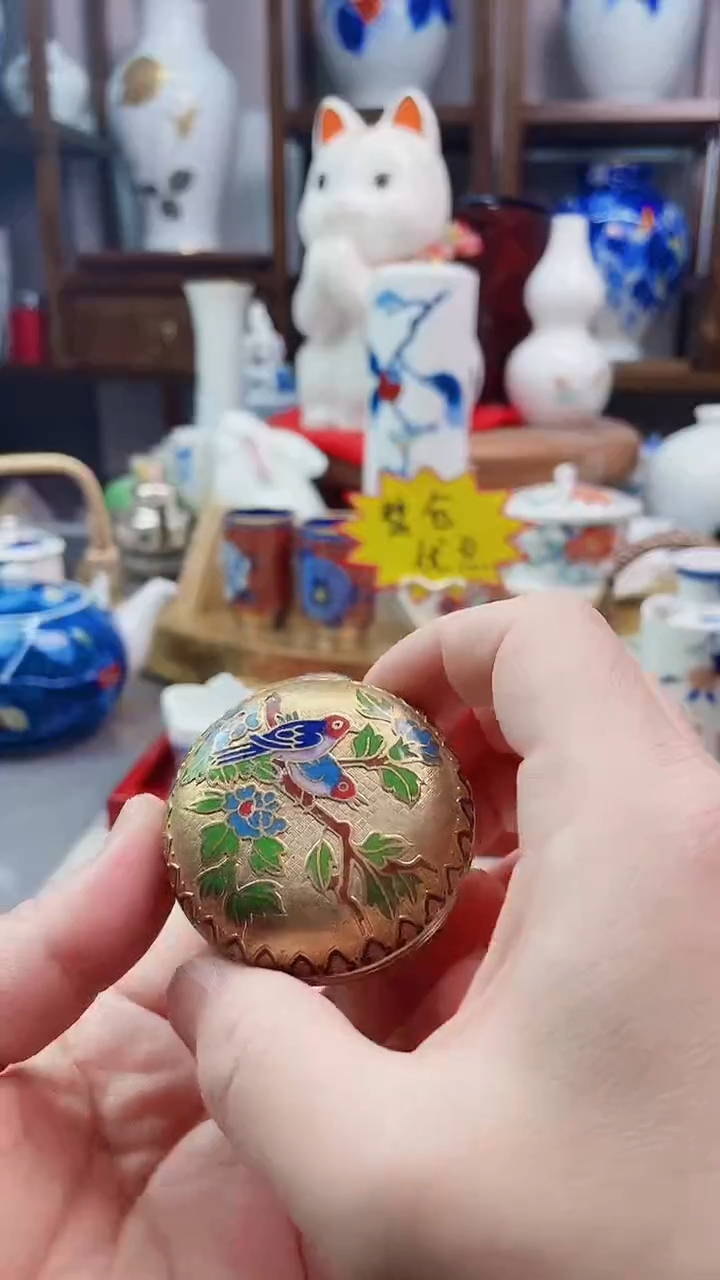 【闪购商品】盘珐琅香盒一一一