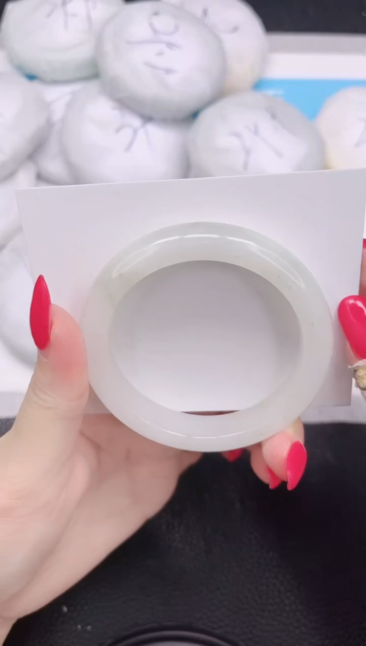 未镶嵌手镯石英质玉141-52.6