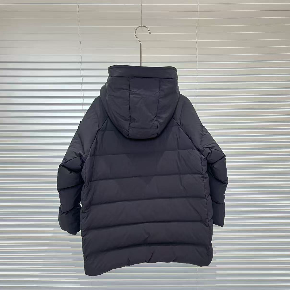 秋冬女童黑色羽绒服  2283热系