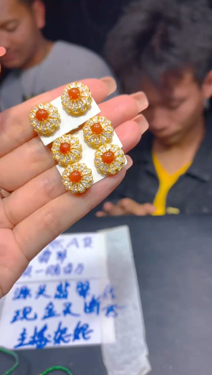 【闪购商品】定制翡翠未镶嵌51多样性发货（发其一）