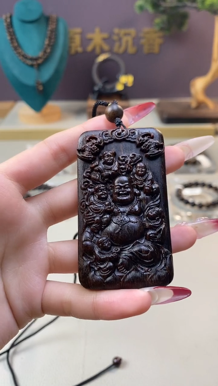 【闪购商品】沉香木手串J沉水富森红土手雕五子弥勒牌 