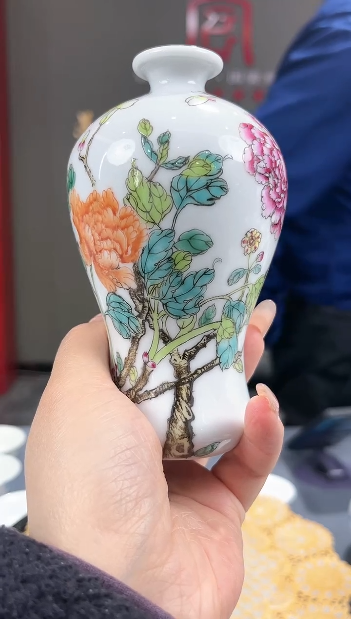 【闪购商品】官窑瓷画院827官窑瓷画院牡丹花梅瓶