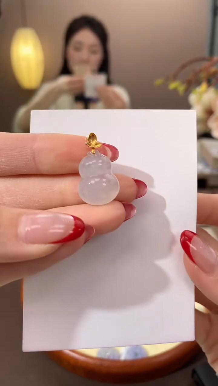 【闪购商品】翡翠颈饰18K金镶嵌天然缅甸a货翡翠