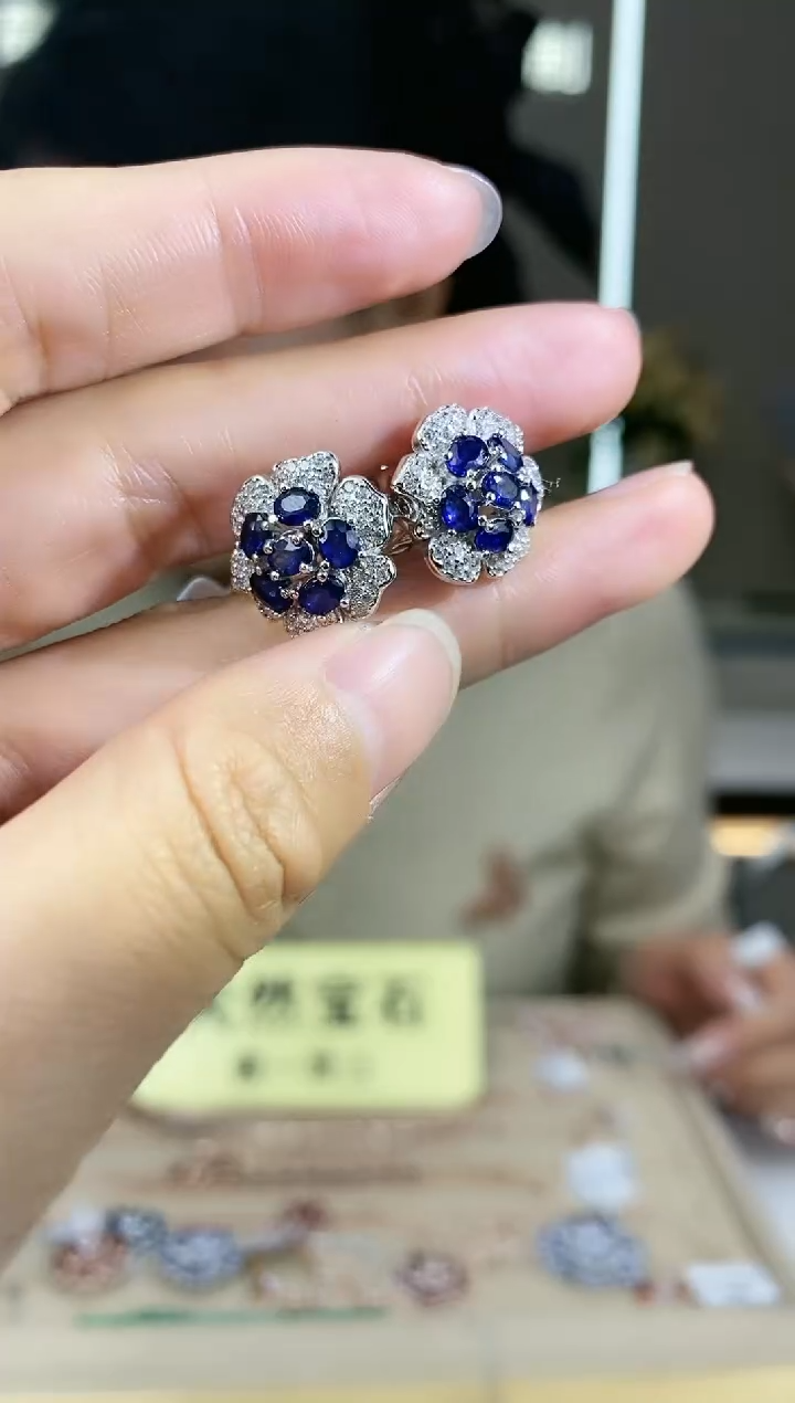 【闪购商品】蓝宝石耳饰银S925镶嵌耳饰