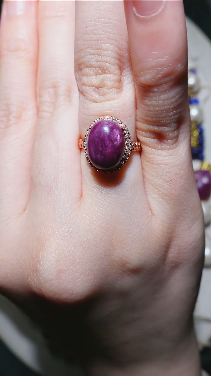 红宝石戒指合金大*红宝石戒指