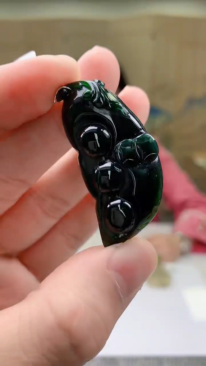 【闪购商品】定制翡翠未镶嵌4852bb-毛货挂件赠珠链65