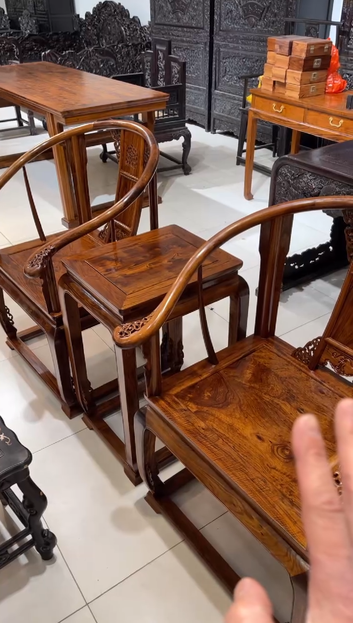 【闪购商品】木木雕椅子三件套、、、、、、