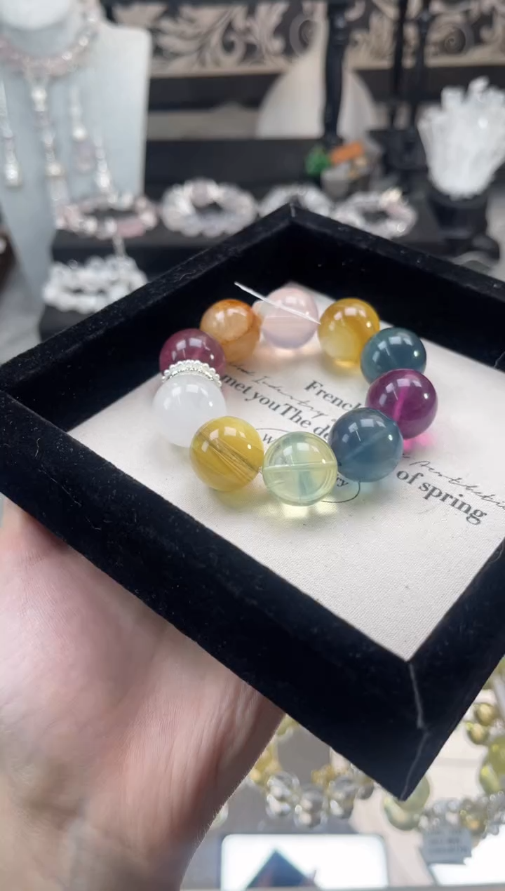 【闪购商品】水晶手链未镶嵌天然水晶 多样性发货