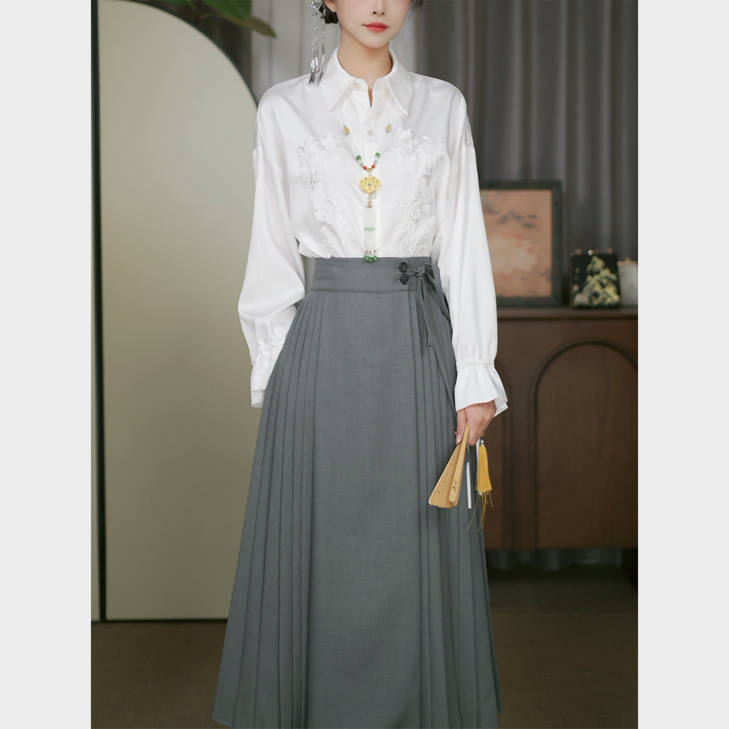 八长裙套装-【落英+知棠序】刺绣新中式简约秋冬季汉服中国风