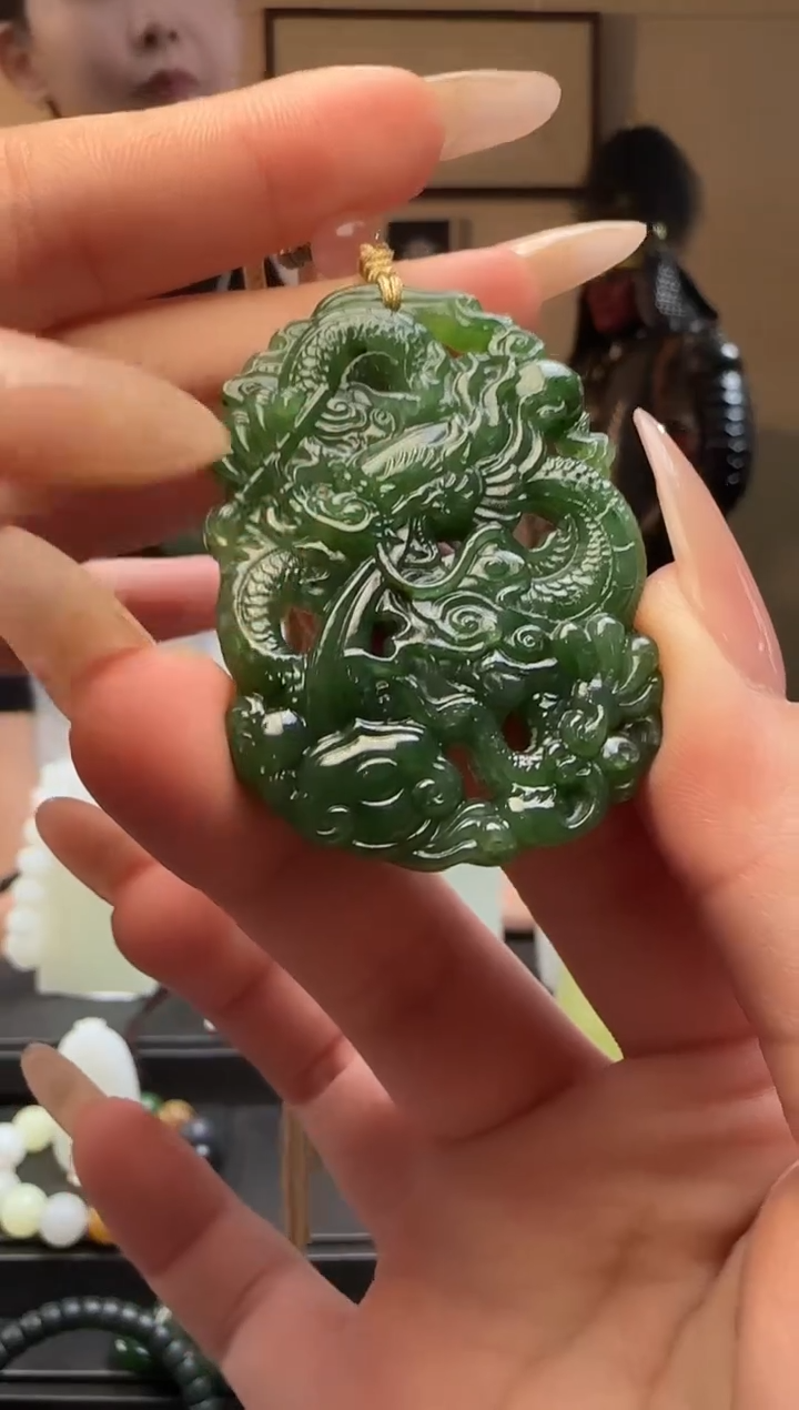 【闪购商品】和田玉碧玉龙牌未镶嵌吊坠