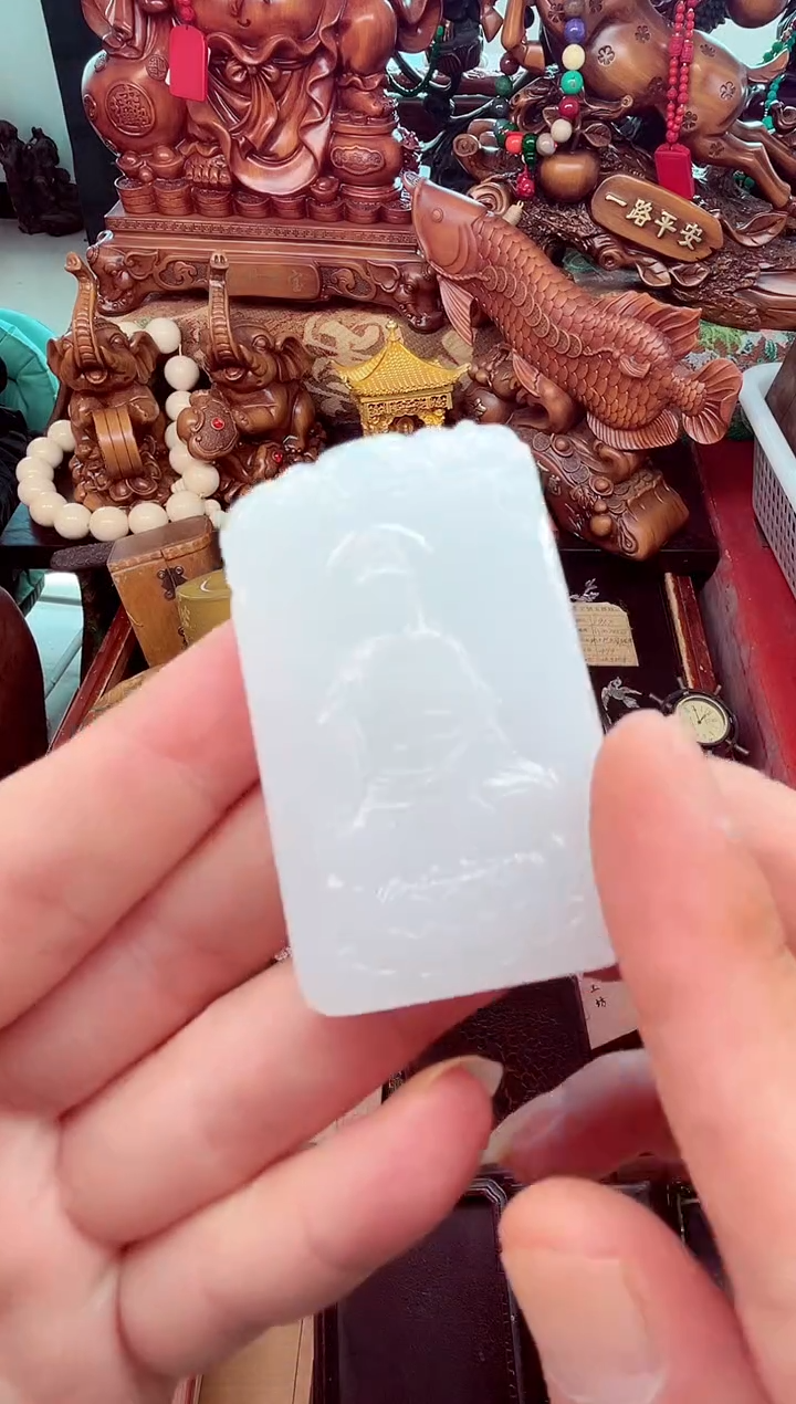 和田玉未镶嵌颈饰安哥精品优选链接b30