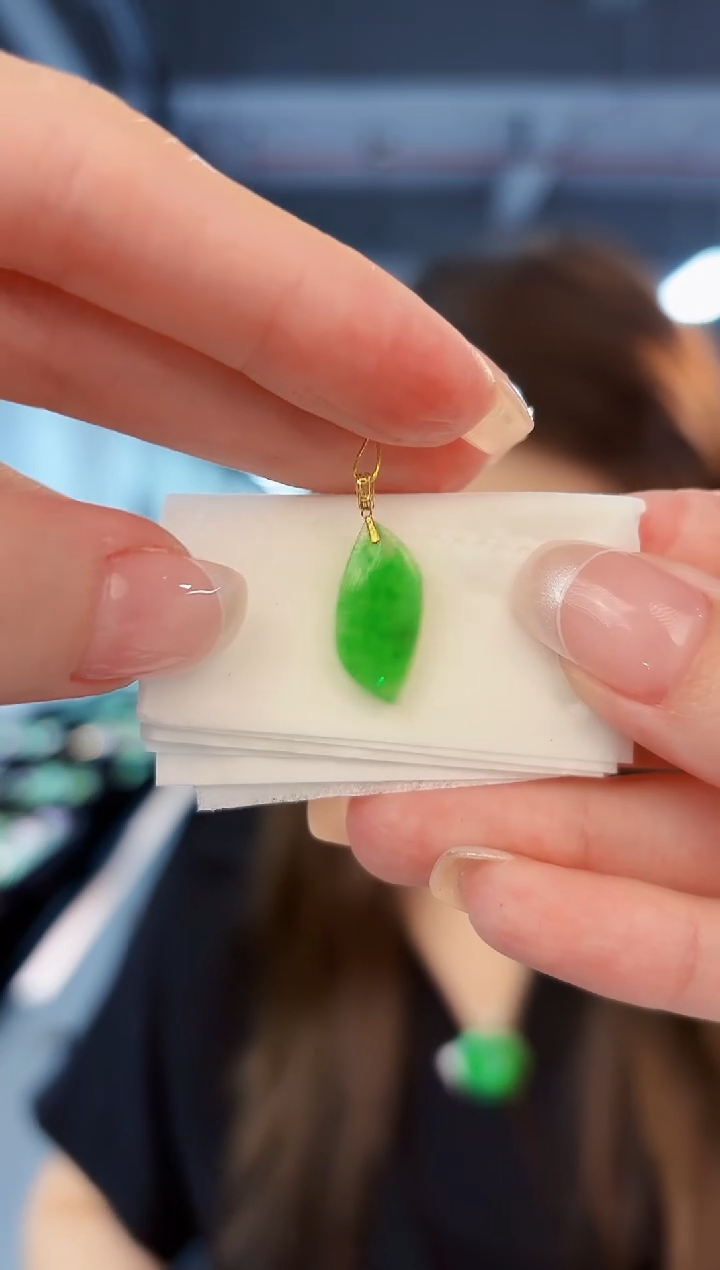 翡翠18K金镶嵌颈饰 缅料A货/支持复检/一件