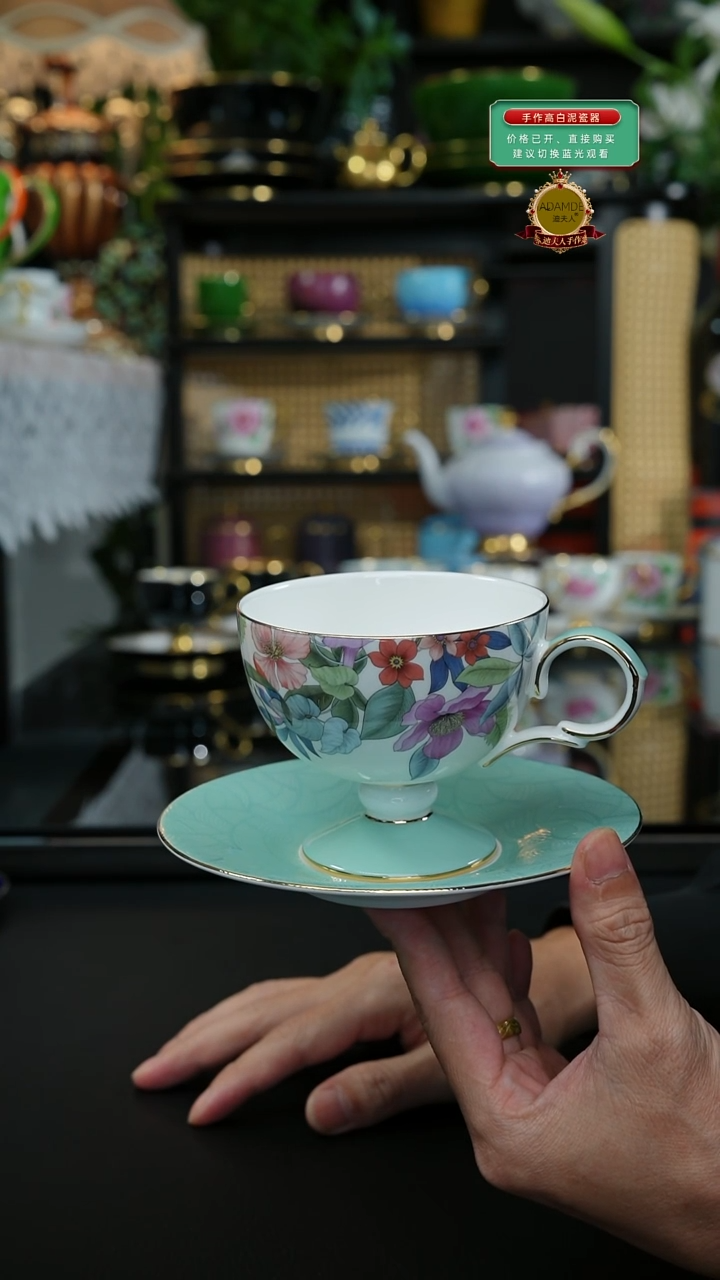 轻舞花扬绿色咖啡杯，，，，，，，，，