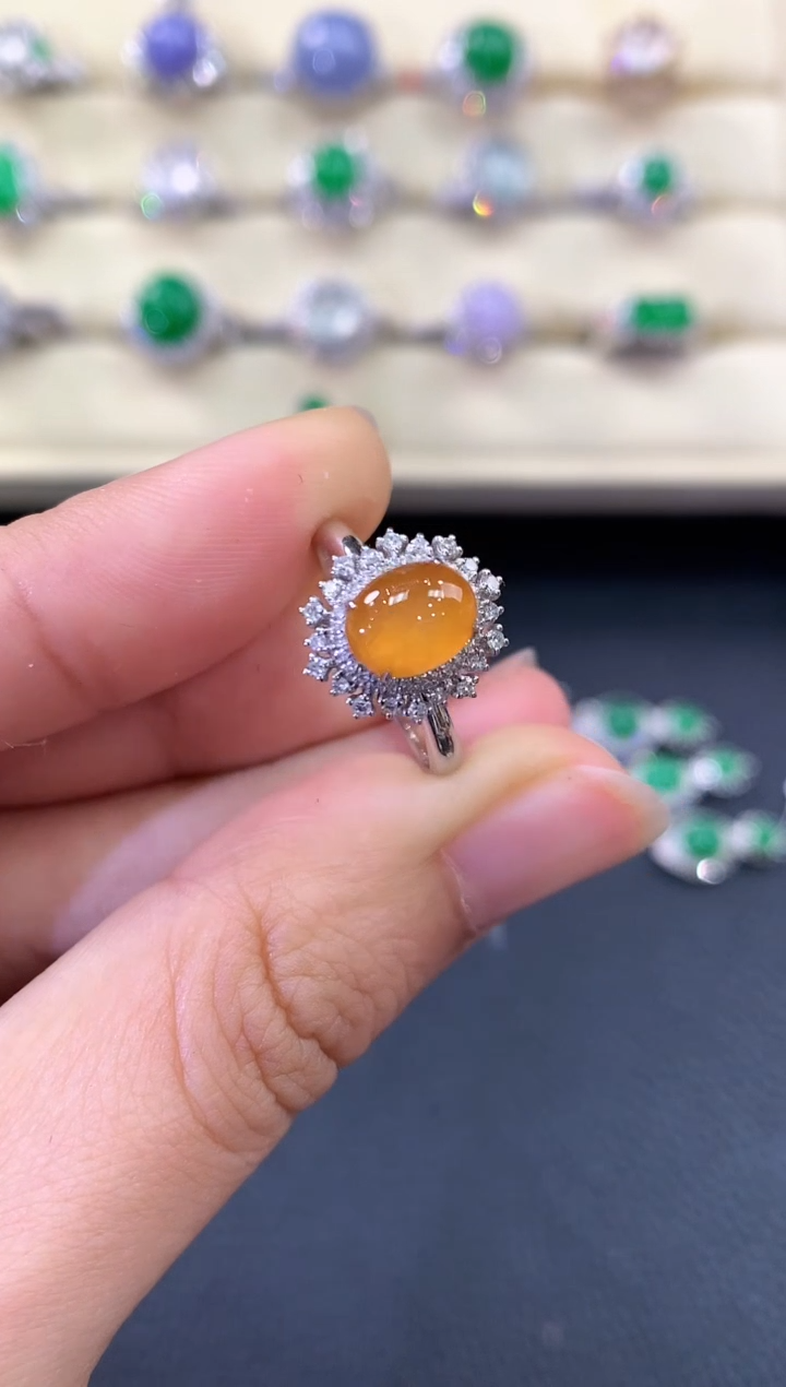 【闪购商品】翡翠戒指18K金镶嵌B46    