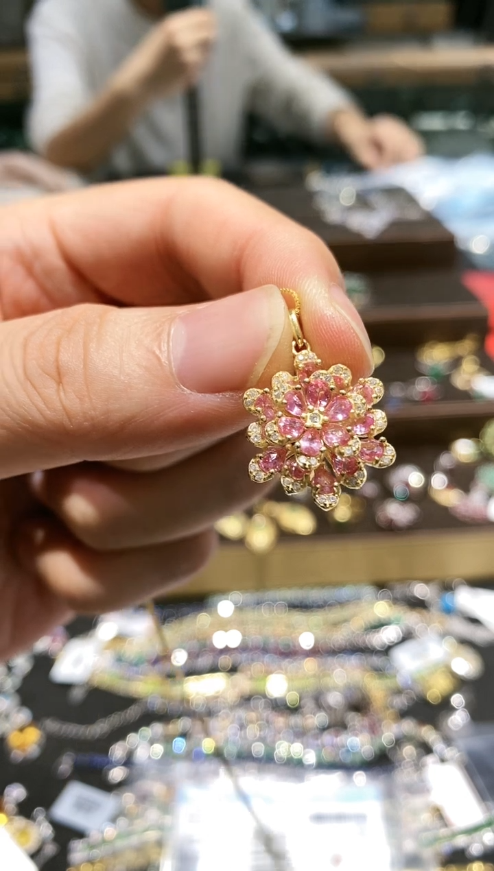 【闪购商品】蓝宝石颈饰银S925镀金镶嵌吊坠