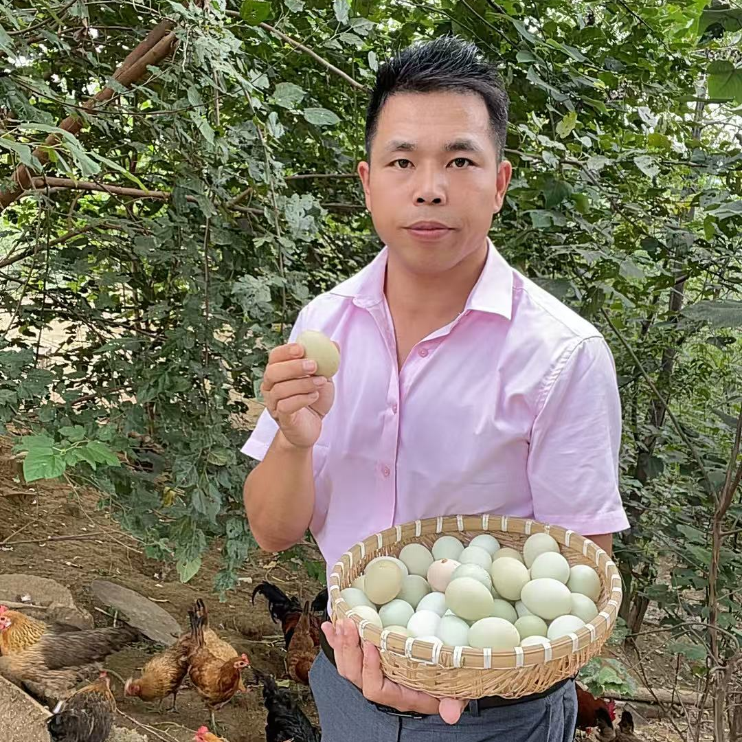小武家庭农场 散养土鸡蛋