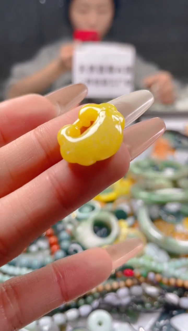 【闪购商品】翡翠颈饰未镶嵌/M/翡翠A货一图一物