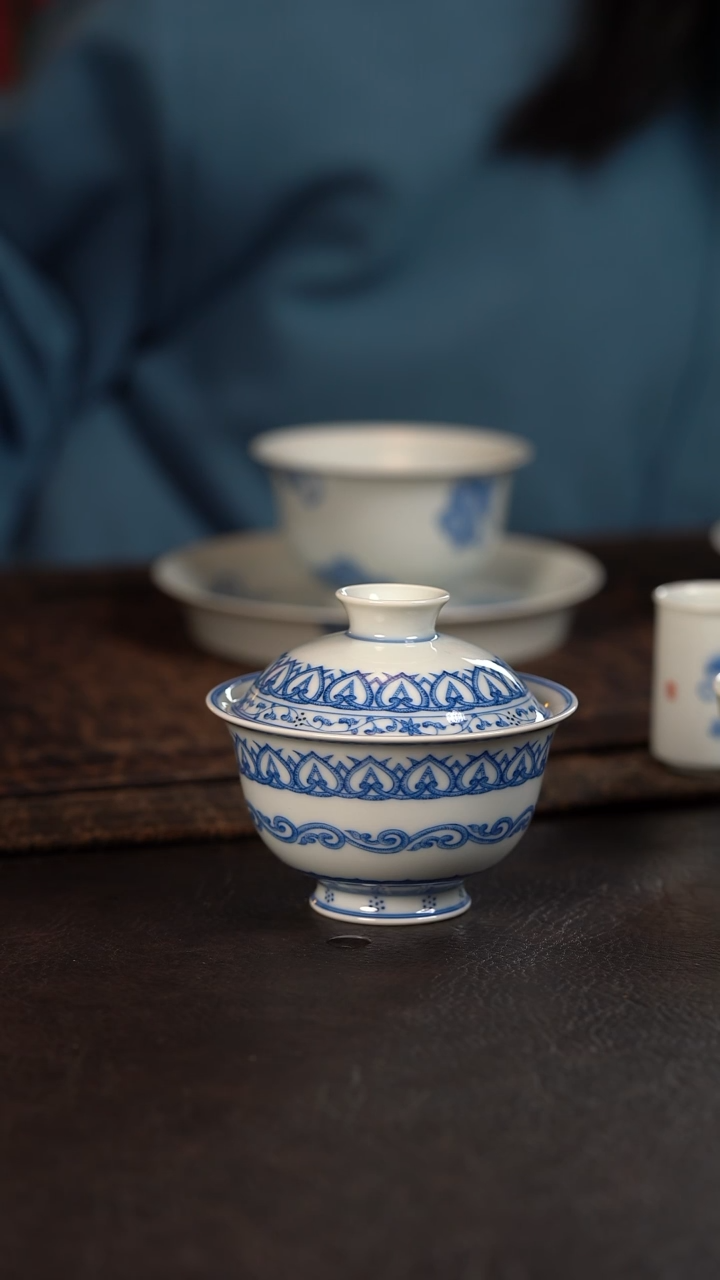 【闪购商品】杯聚澜堂点工宝相大盖碗