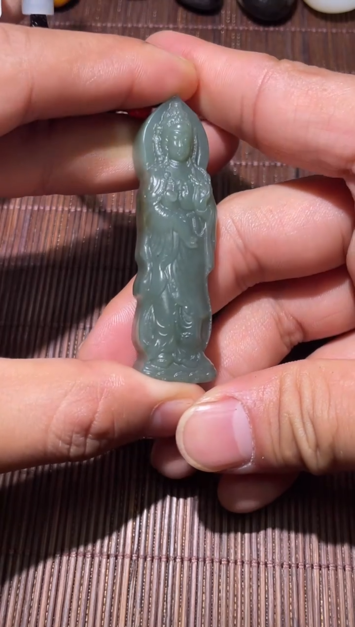 颈饰未镶嵌和田玉0