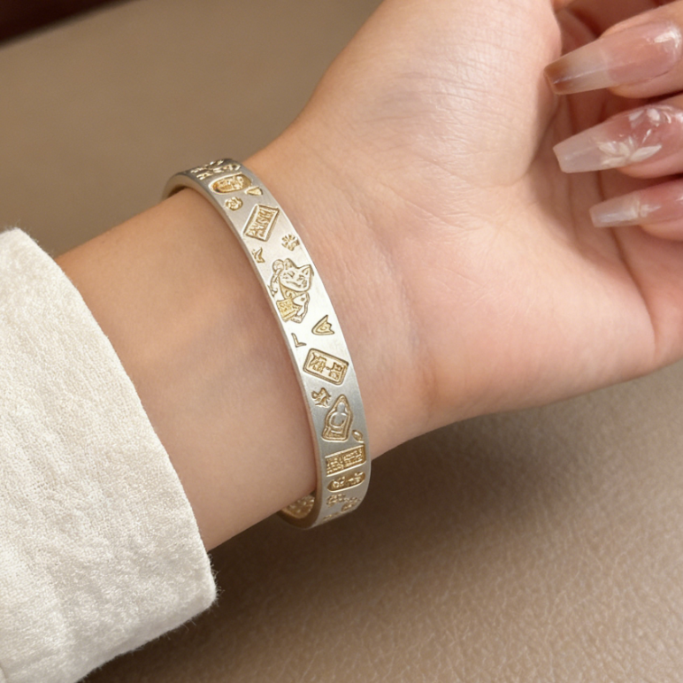 足银手镯 足银999.9 47 描金吉言猫镯 时尚百搭复古