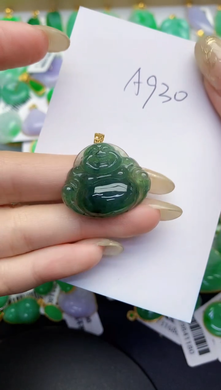 翡翠18K金镶嵌颈饰缅甸天然翡翠A货