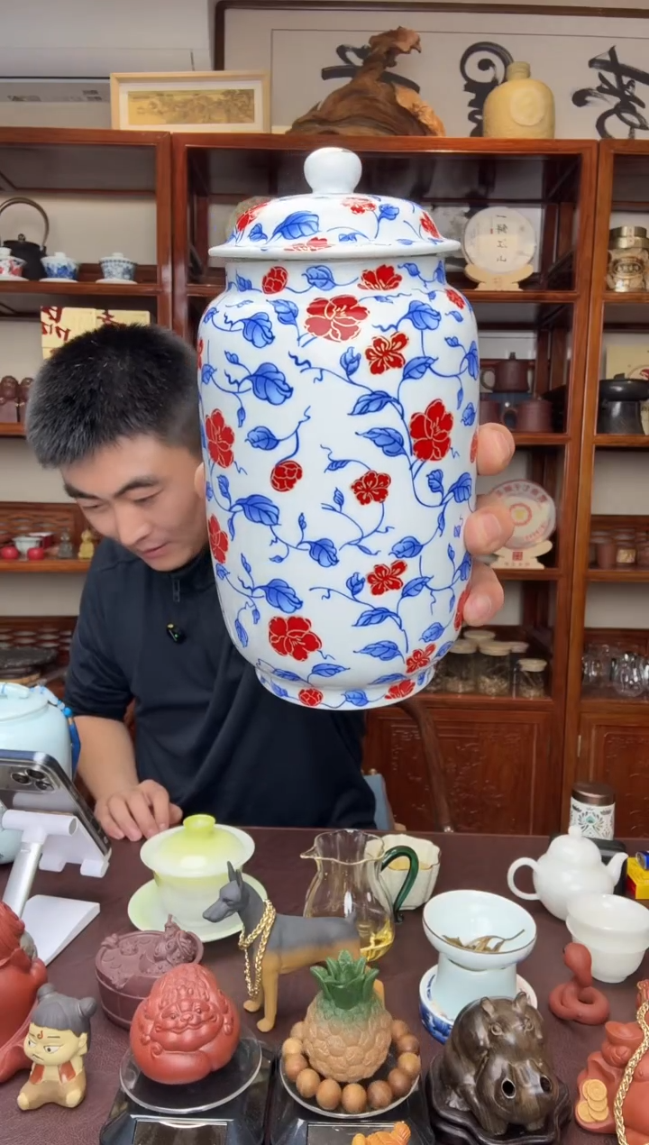 彩花满绘茶叶罐红