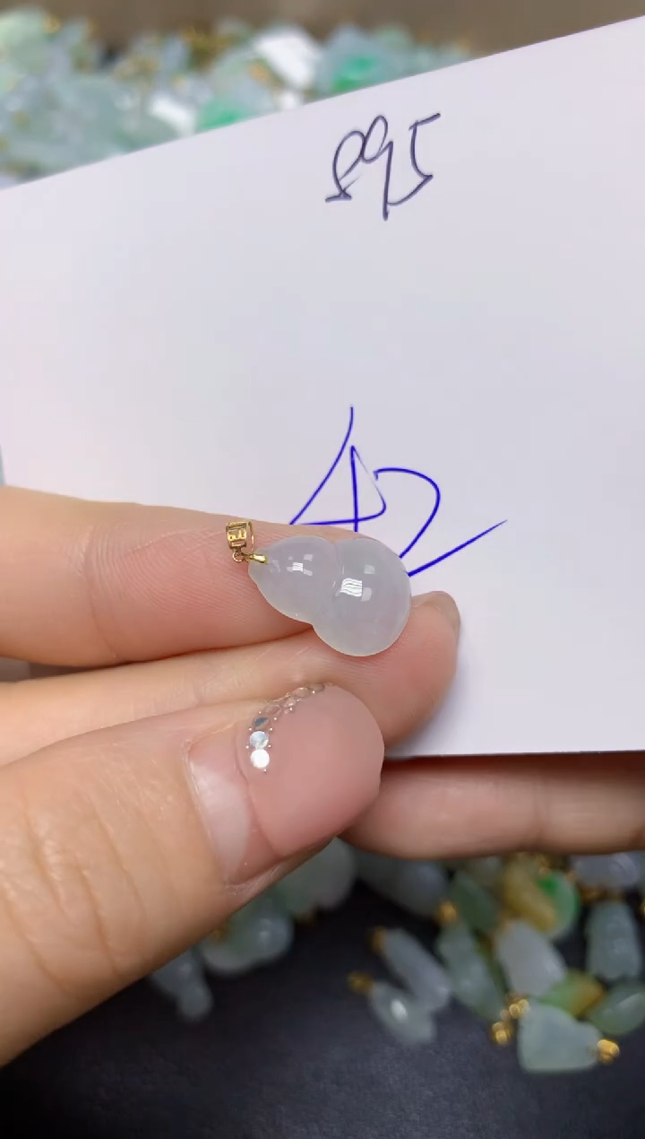 【闪购商品】翡翠挂件18K金镶嵌 天然翡翠A货