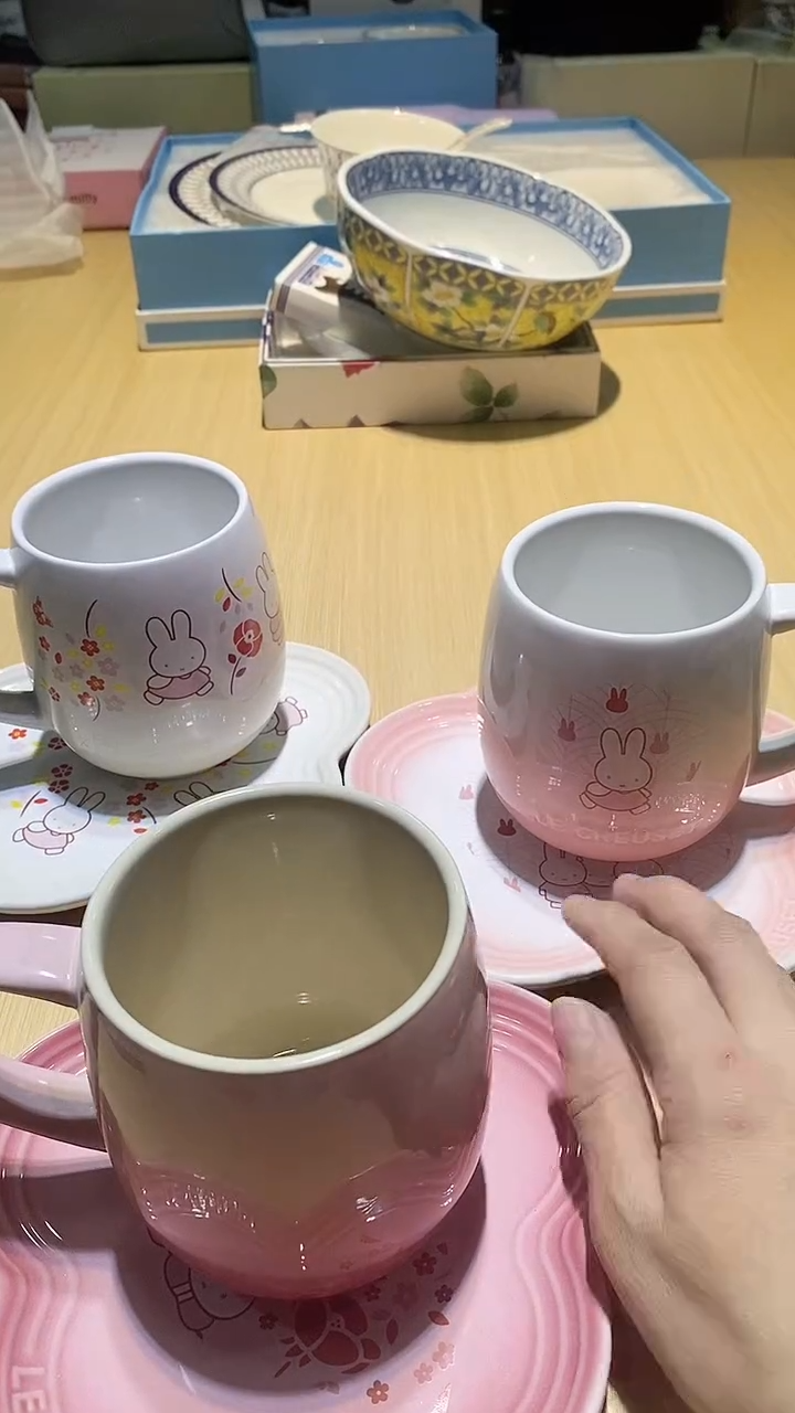 【闪购商品】瓷片锅碗瓢盆一件不剩