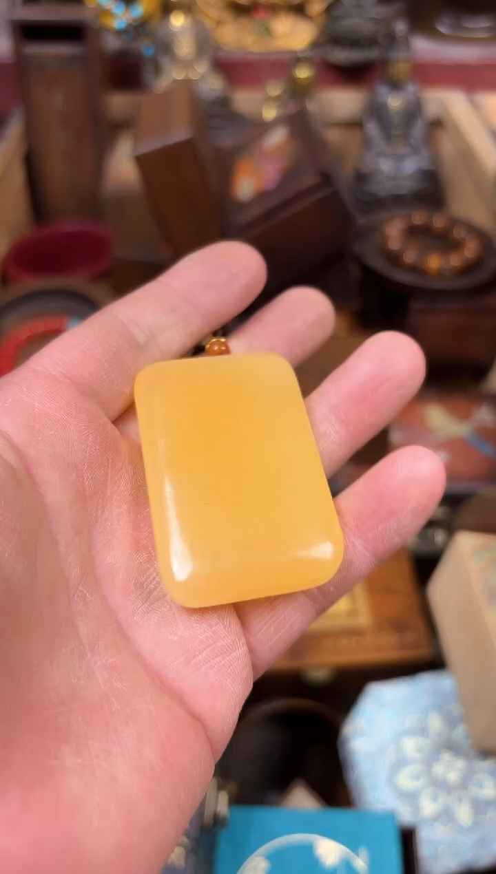 【闪购商品】和田玉（黄玉）挂件未镶嵌------------------