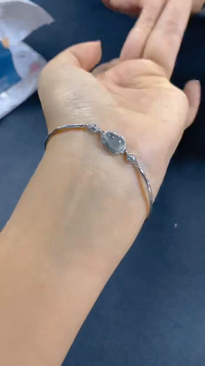 【闪购商品】翡翠手链未镶嵌 0984351994多样性发其一