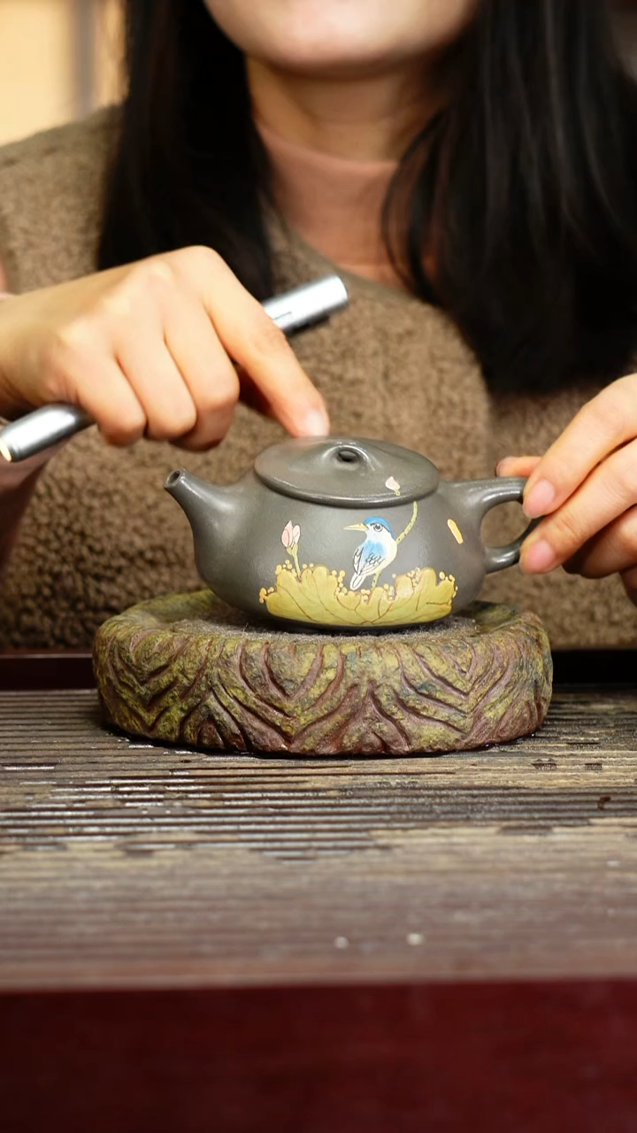 宜兴原矿紫砂壶茶壶宜兴原矿紫砂壶茶壶180C