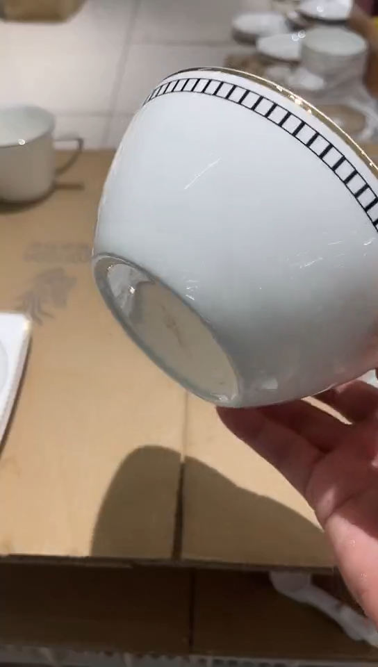 瓷5.5碗2个东方微瑕