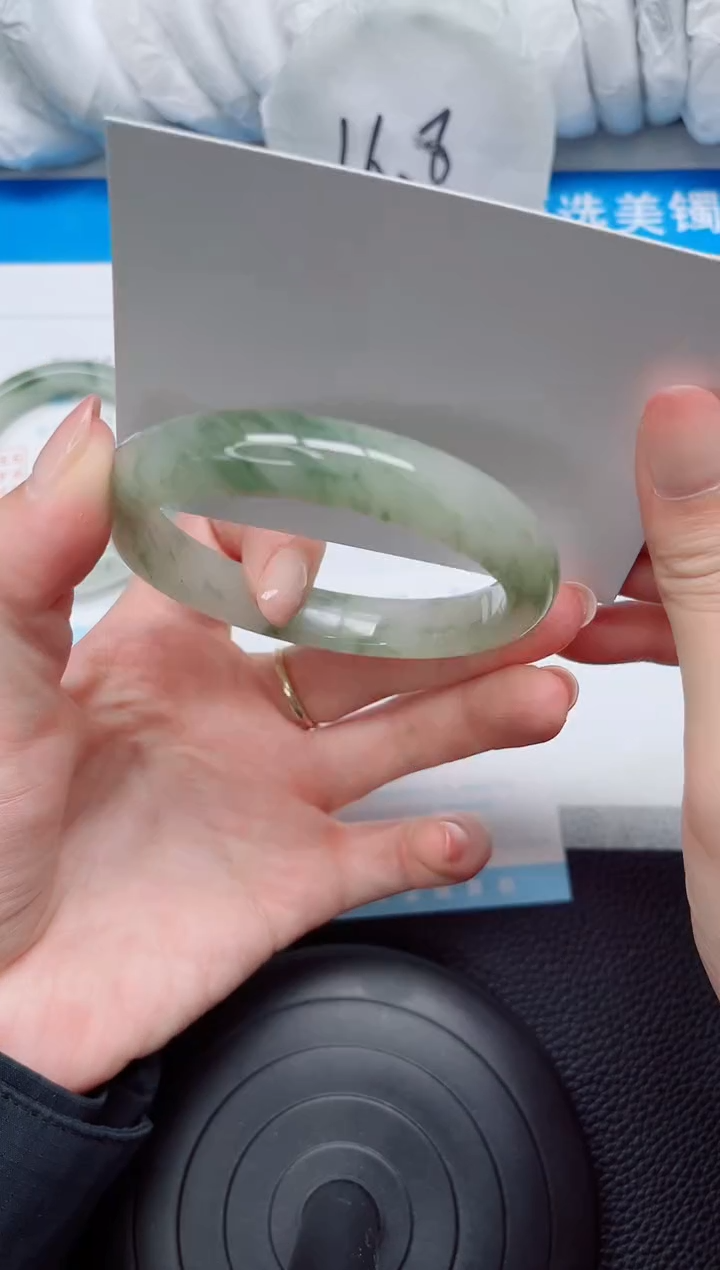 石英质玉手镯未镶嵌13-58.8