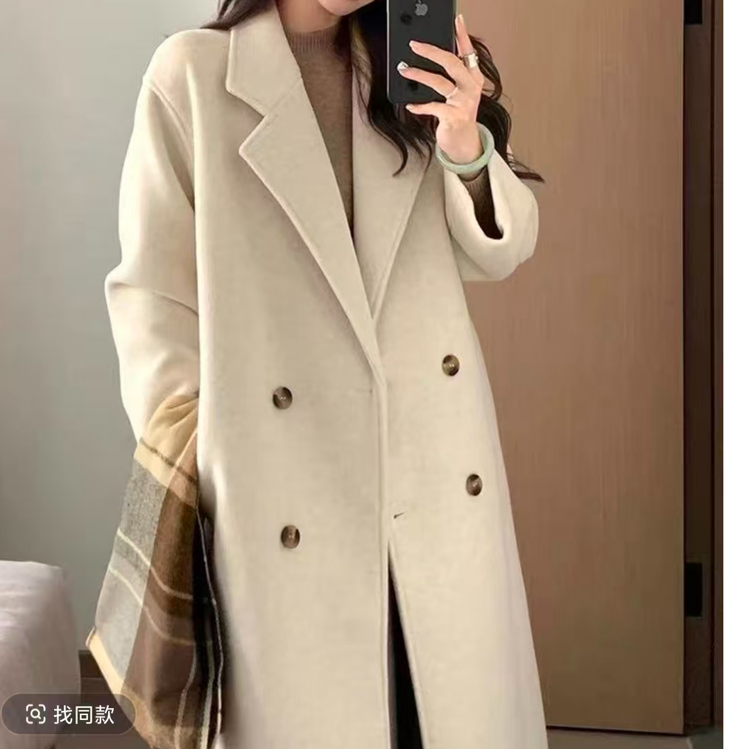 052时尚女生大衣