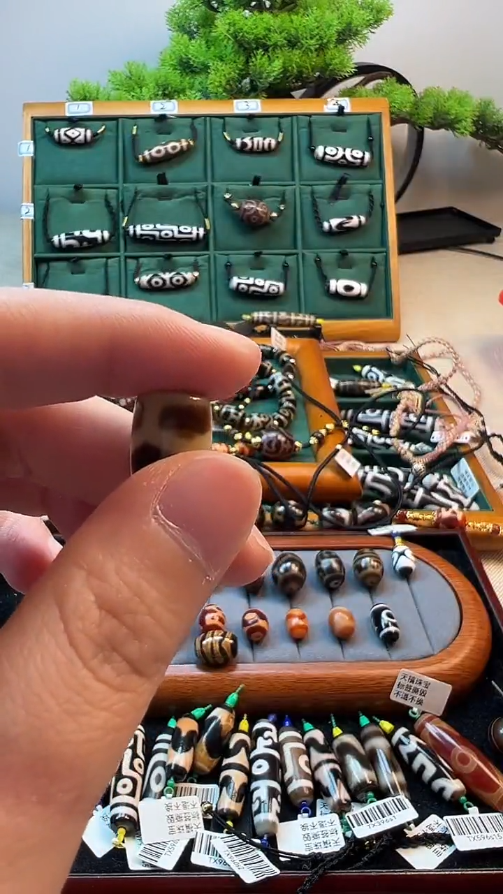 玛瑙/玉髓（覆膜）颈饰未镶嵌54（微瑕随机发货）