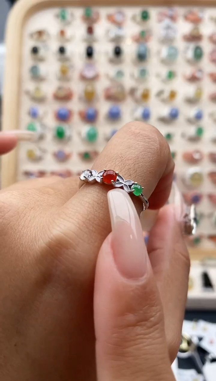 【闪购商品】翡翠戒指银S925镶嵌缅甸天然A货翡翠111    8-2