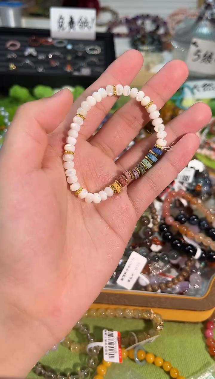 【闪购商品】水晶手串未镶嵌多样性发货一件