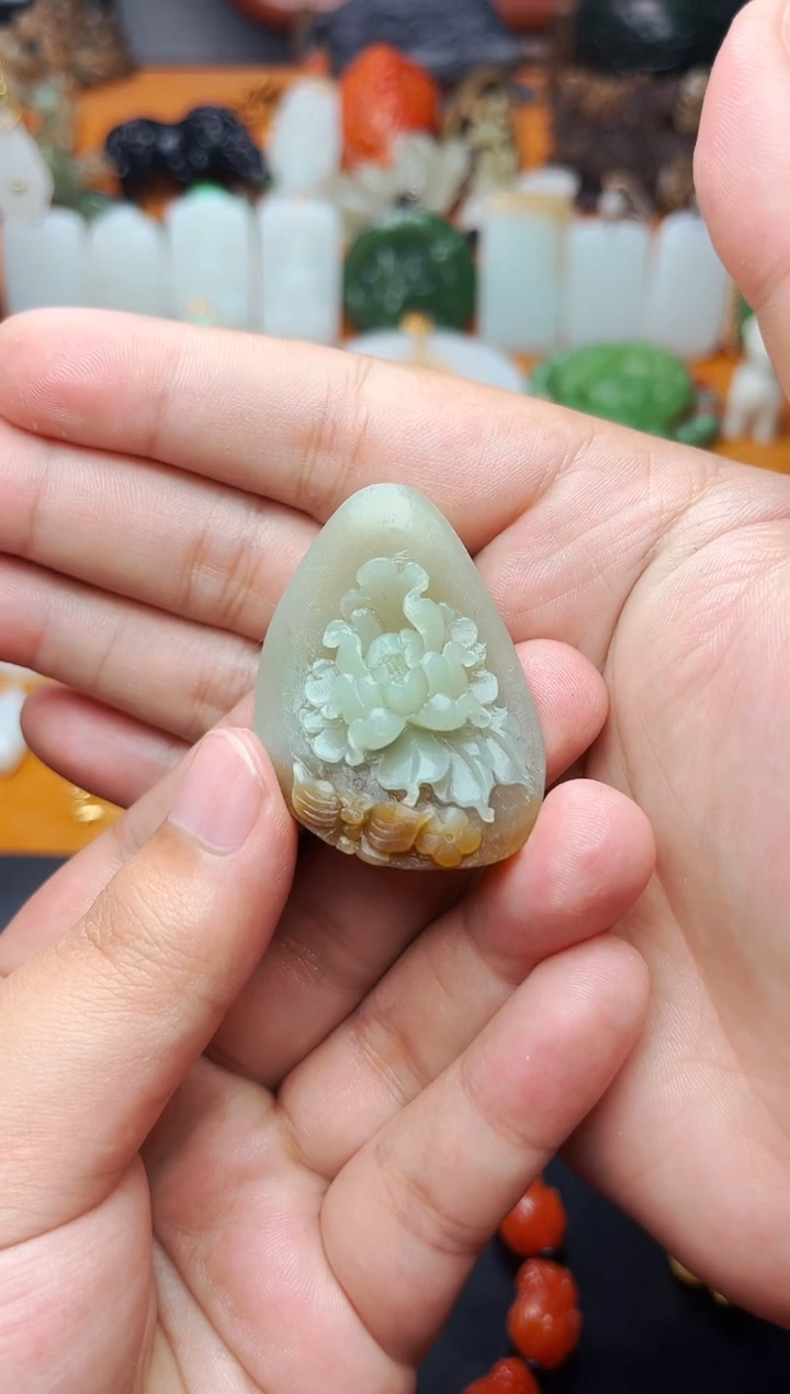 【闪购商品】和田玉颈饰未镶嵌花开富贵01【定制】