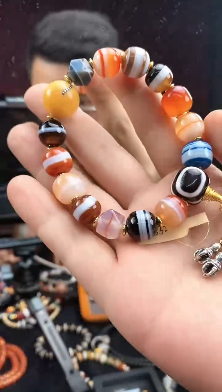 玛瑙/玉髓01未镶嵌多宝手串0417 多样性发其一