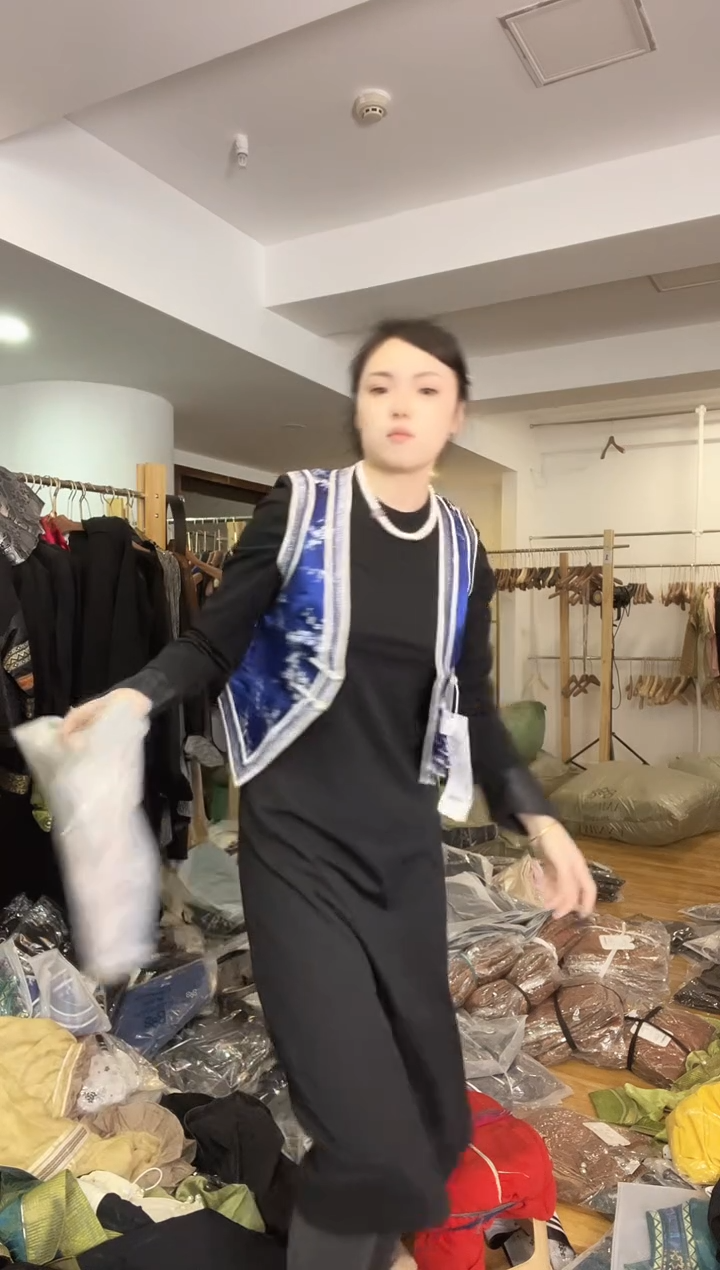 M码       90-105斤    马甲