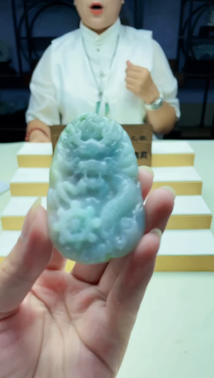 颈饰未镶嵌翡翠09050257