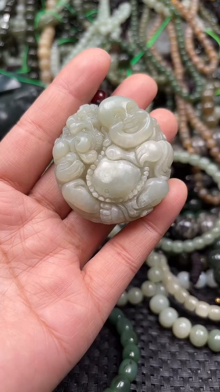 颈饰未镶嵌和田玉1