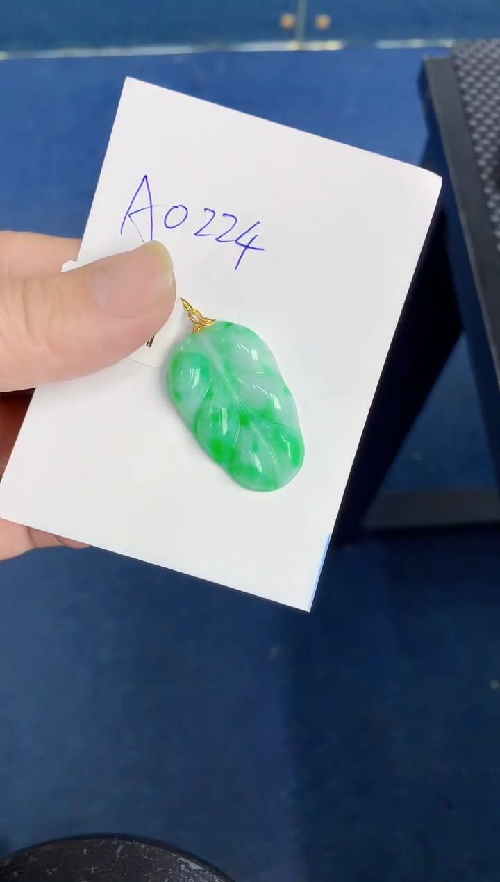 【闪购商品】翡翠颈饰18K金镶嵌000000000